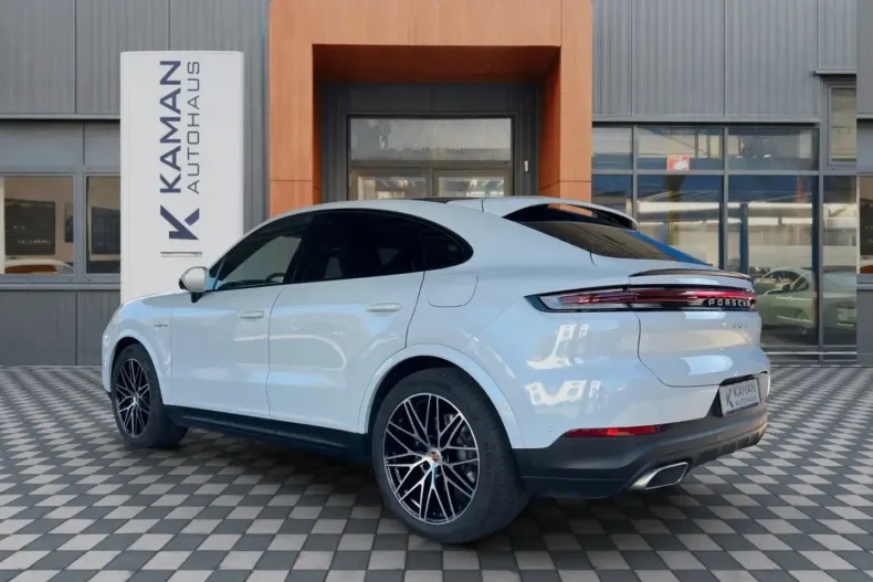 Porsche Cayenne din 2024 cu 15.200 km - oferta POR196843 - foto 19