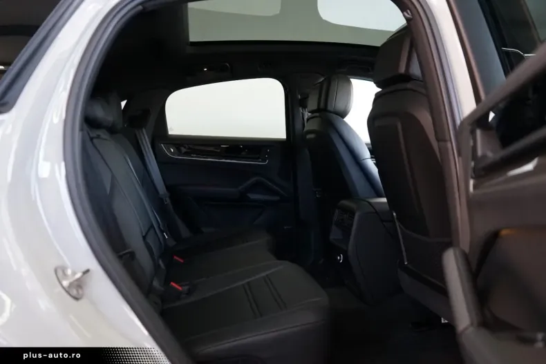 Porsche Cayenne din 2024 cu 9.970 km - oferta POR196845 - foto 19