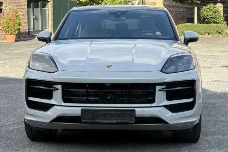 Porsche Cayenne din 2025 cu 9.500 km - oferta POR196846 - foto 9