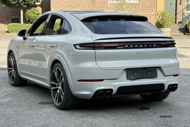 Porsche Cayenne din 2025 cu 9.500 km - oferta POR196846 - foto 20