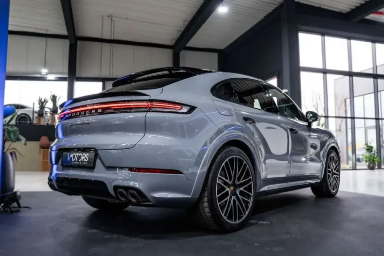 Porsche Cayenne din 2024 cu 34.942 km - oferta POR196847 - foto 4
