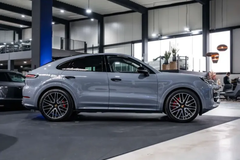 Porsche Cayenne din 2024 cu 34.942 km - oferta POR196847 - foto 5