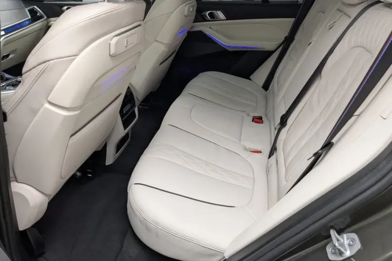 BMW X5 M60 (Seria X) din 2024 cu 43.488 km - oferta BMW196849 - foto 15