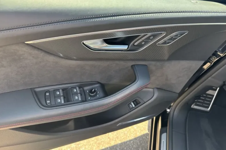 Audi RSQ8 din 2022 cu 64.450 km - oferta AUD196860 - foto 16