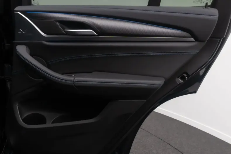 BMW X3 (Seria X) din 2022 cu 39.196 km - oferta BMW196864 - foto 31