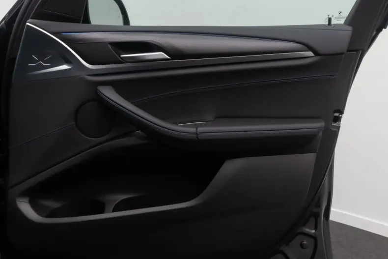 BMW X3 (Seria X) din 2022 cu 39.196 km - oferta BMW196864 - foto 32