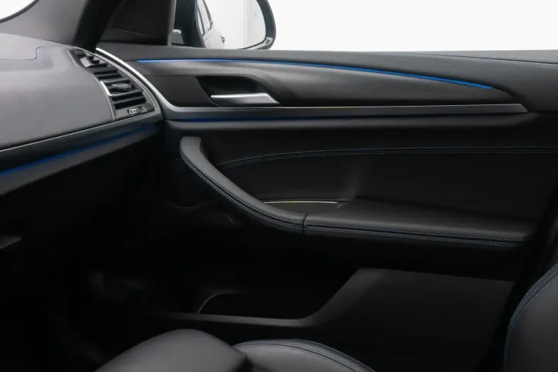 BMW X3 (Seria X) din 2022 cu 39.196 km - oferta BMW196864 - foto 33