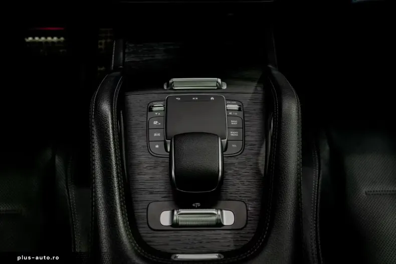 Mercedes-Benz GLE 400 (Clasa GLE) din 2024 cu 25.000 km - oferta MER196867 - foto 19