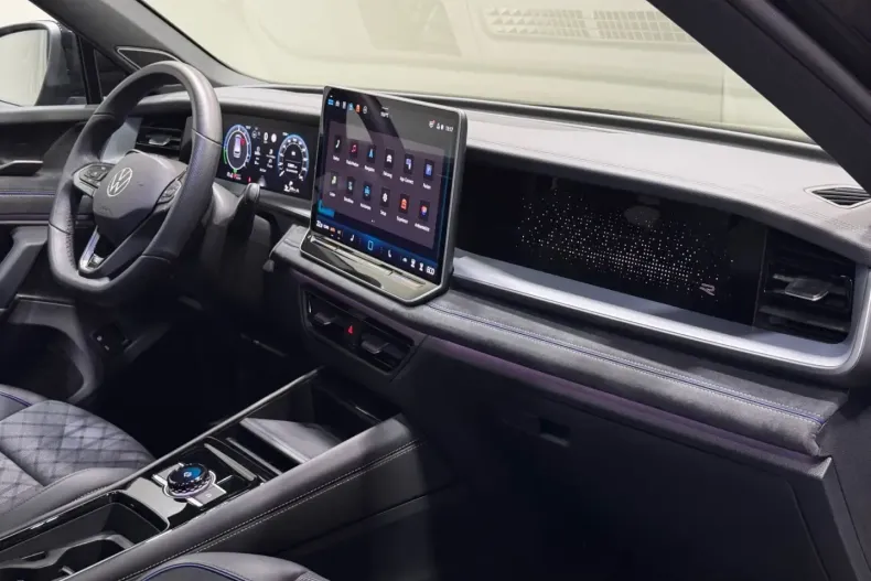 Volkswagen Tayron din 2025 cu 13.798 km - oferta VOL196871 - foto 24