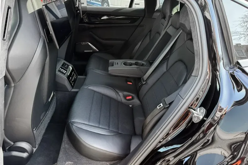 Porsche Panamera din 2024 cu 9.000 km - oferta POR196880 - foto 21