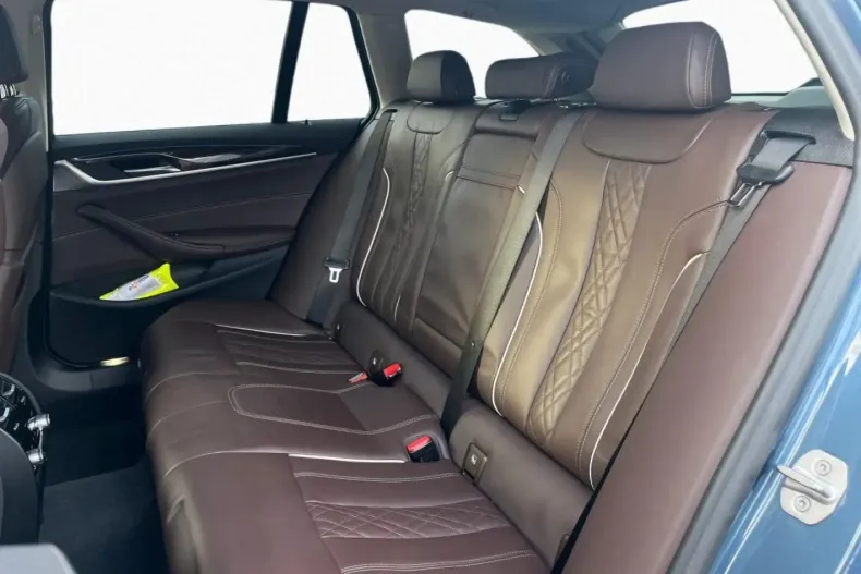 BMW 530 (Seria 5) din 2023 cu 38.472 km - oferta BMW196881 - foto 11