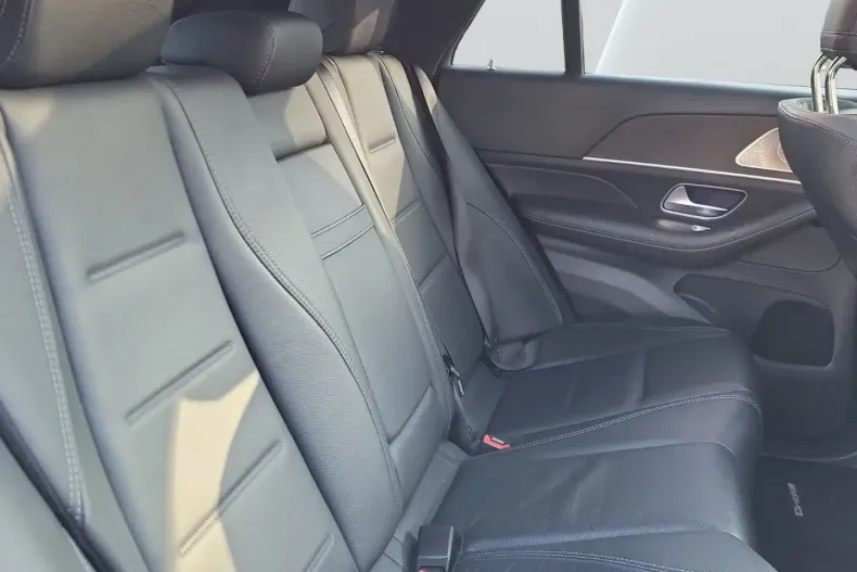 Mercedes-Benz GLE 300 (Clasa GLE) din 2023 cu 78.000 km - oferta MER196883 - foto 16