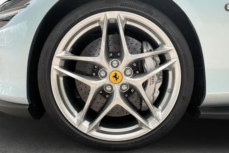 Ferrari Roma din 2024 cu 4.380 km - oferta FER196893 - foto 8