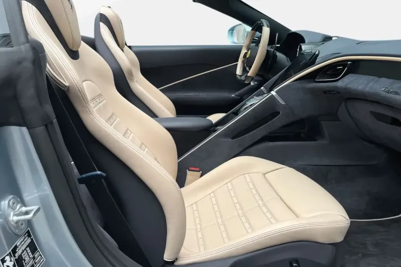 Ferrari Roma din 2024 cu 4.380 km - oferta FER196893 - foto 11