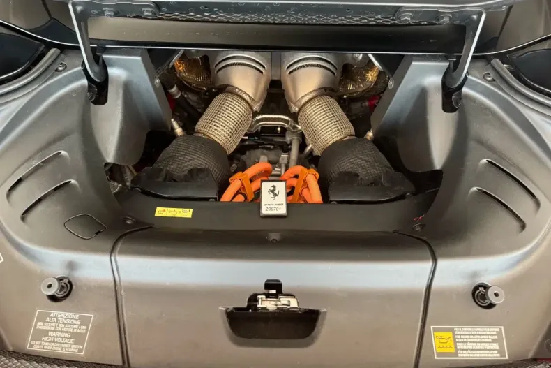 Ferrari 296 GTS din 2024 cu 4.000 km - oferta FER196896 - foto 26