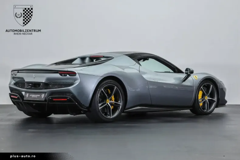 Ferrari 296 GTS din 2023 cu 5.536 km - oferta FER196897 - foto 7