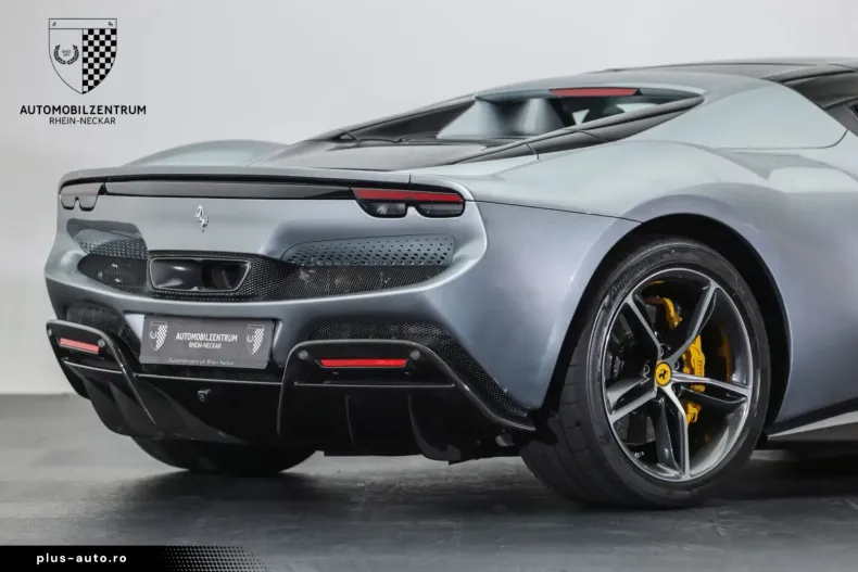 Ferrari 296 GTS din 2023 cu 5.536 km - oferta FER196897 - foto 8