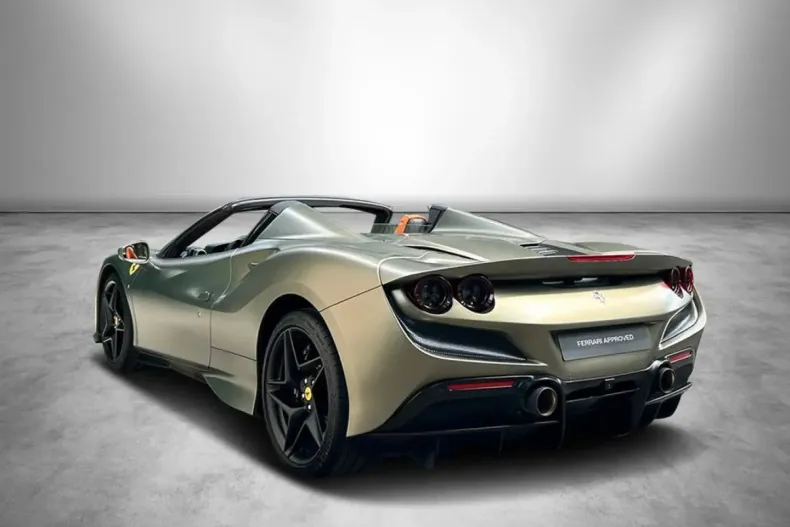 Ferrari F8 din 2022 cu 11.200 km - oferta FER196901 - foto 4