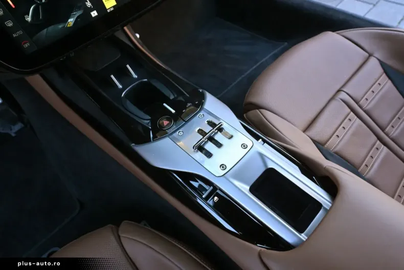 Ferrari 12Cilindri din 2025 cu 4.100 km - oferta FER196903 - foto 25