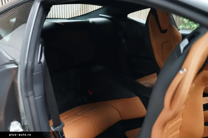 Ferrari Roma din 2024 cu 7.950 km - oferta FER196904 - foto 16