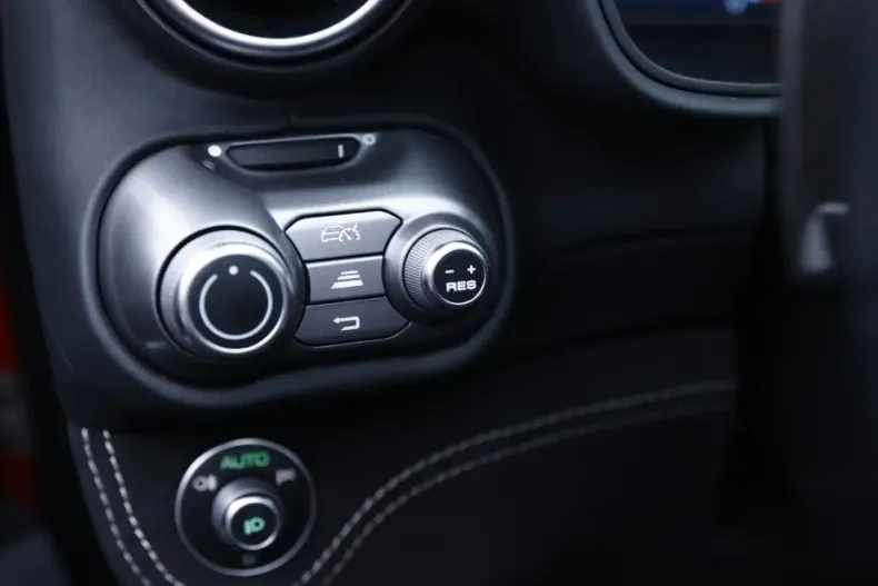 Ferrari Portofino din 2022 cu 8.000 km - oferta FER196905 - foto 12