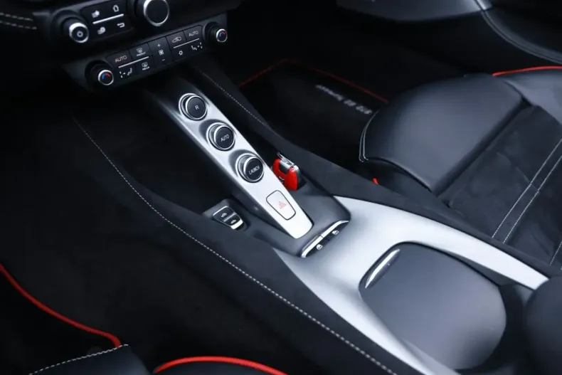 Ferrari Portofino din 2022 cu 8.000 km - oferta FER196905 - foto 20