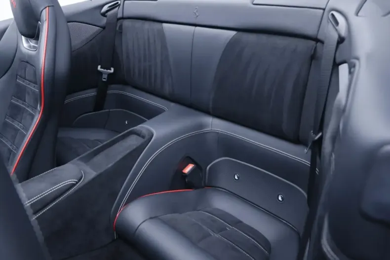 Ferrari Portofino din 2022 cu 8.000 km - oferta FER196905 - foto 26