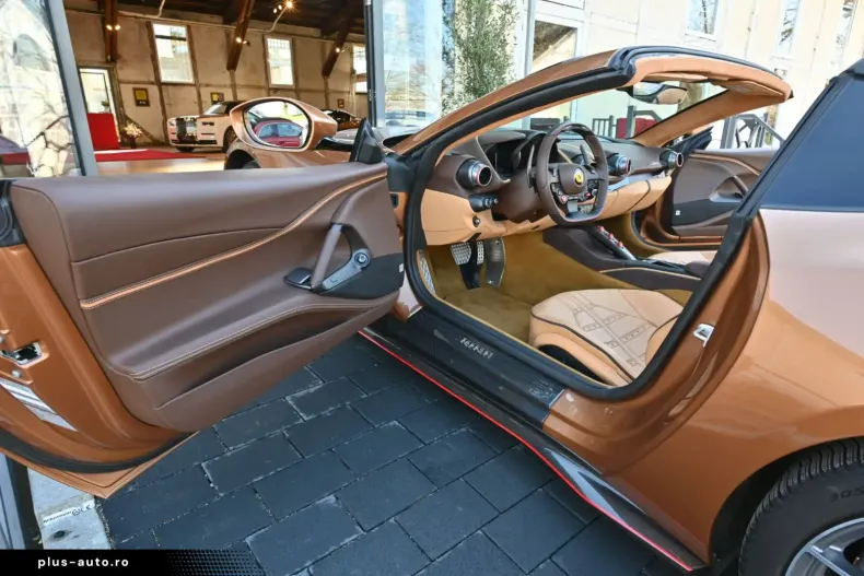 Ferrari 812 din 2023 cu 13.300 km - oferta FER196911 - foto 20