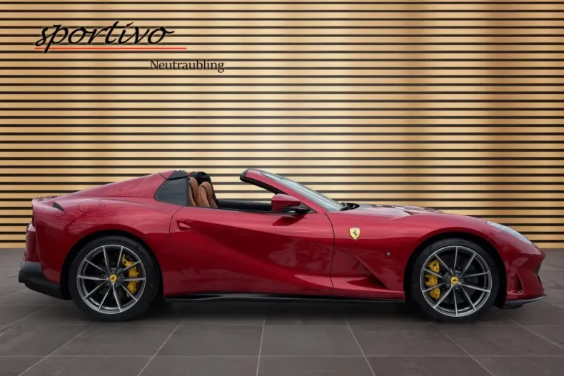 Ferrari 812 din 2021 cu 4.265 km - oferta FER196913 - foto 6