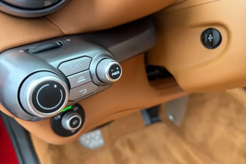 Ferrari 812 din 2021 cu 4.265 km - oferta FER196913 - foto 23