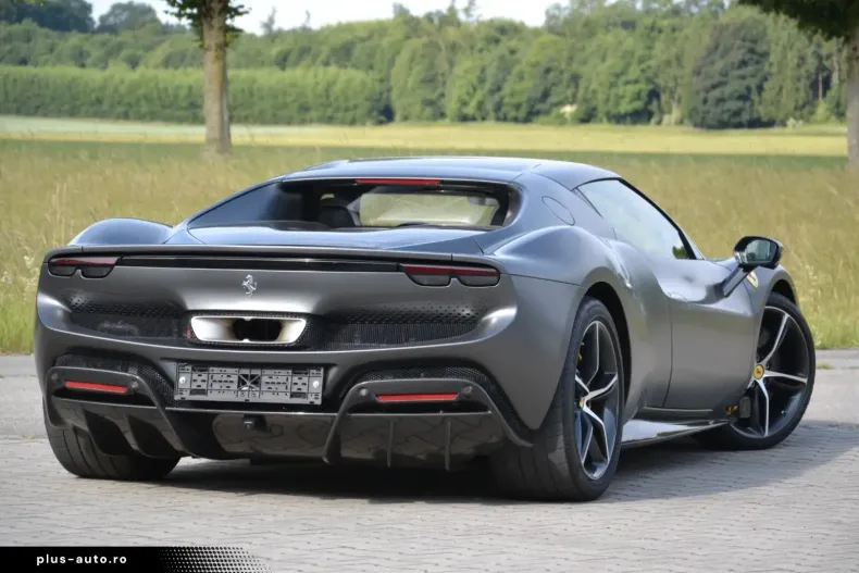 Ferrari 296 GTB din 2023 cu 15.000 km - oferta FER196915 - foto 2