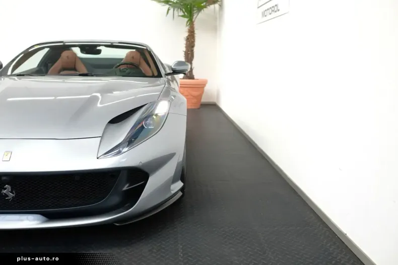 Ferrari 812 din 2024 cu 25.875 km - oferta FER196917 - foto 13