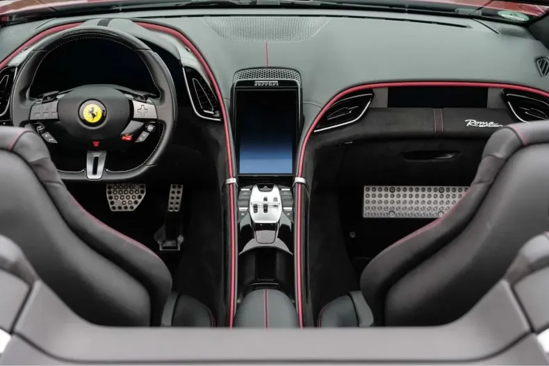 Ferrari Roma din 2024 cu 11.500 km - oferta FER196921 - foto 13