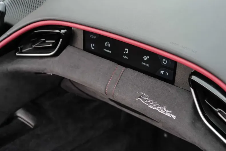 Ferrari Roma din 2024 cu 11.500 km - oferta FER196921 - foto 25