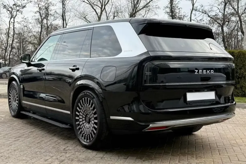 Zeekr 9X din 2026 cu 50 km - oferta ZEE196925 - foto 5