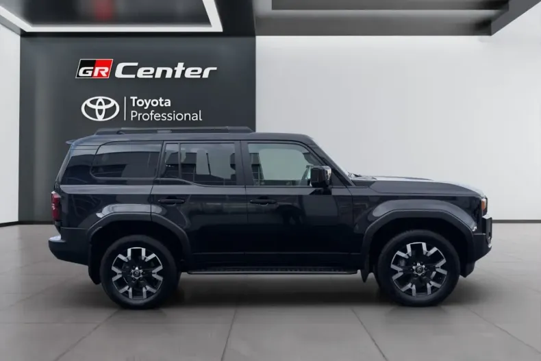 Toyota Land Cruiser din 2024 cu 33.300 km - oferta TOY196927 - foto 4