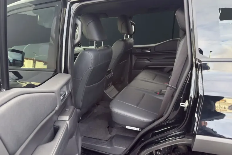 Toyota Land Cruiser din 2024 cu 33.300 km - oferta TOY196927 - foto 14