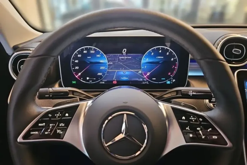 Mercedes-Benz C 200 (Clasa C) din 2024 cu 7.500 km - oferta MER196934 - foto 8