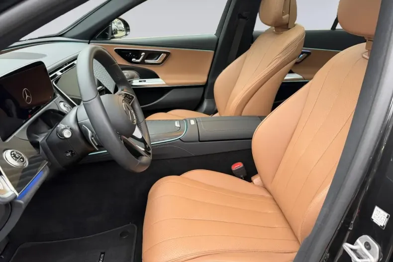 Mercedes-Benz E 300 (Clasa E) din 2025 cu 11.236 km - oferta MER196942 - foto 11