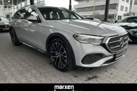Mercedes-Benz E 220 (Clasa E) din 2023 cu 9.950 km - oferta MER196943 - foto 3
