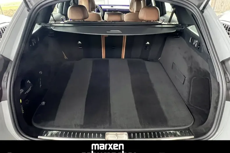 Mercedes-Benz E 220 (Clasa E) din 2023 cu 9.950 km - oferta MER196943 - foto 13