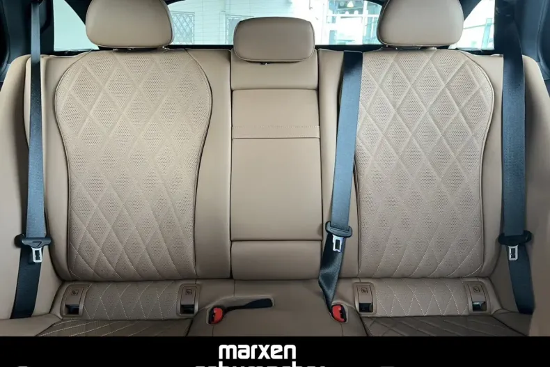 Mercedes-Benz E 220 (Clasa E) din 2023 cu 9.950 km - oferta MER196943 - foto 19