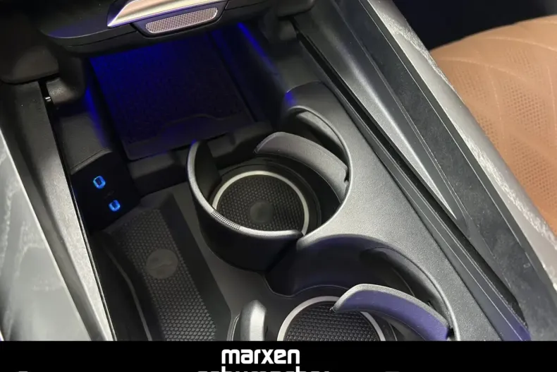 Mercedes-Benz E 220 (Clasa E) din 2023 cu 9.950 km - oferta MER196943 - foto 34