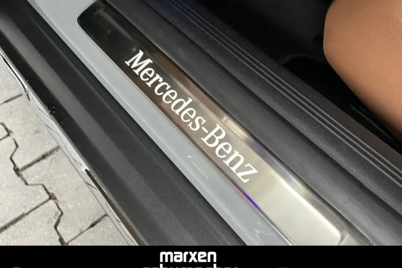 Mercedes-Benz E 220 (Clasa E) din 2023 cu 9.950 km - oferta MER196943 - foto 40