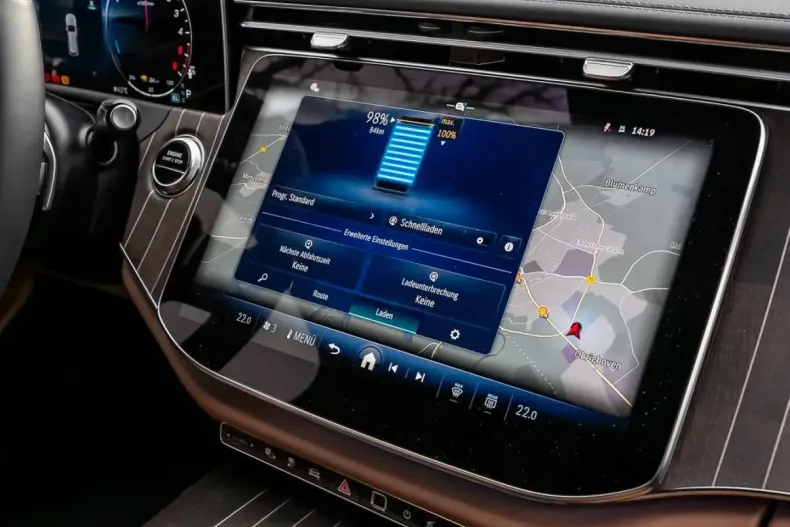 Mercedes-Benz E 300 (Clasa E) din 2025 cu 19.998 km - oferta MER196945 - foto 8