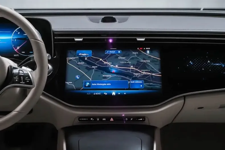 Mercedes-Benz E 220 (Clasa E) din 2024 cu 22.808 km - oferta MER196947 - foto 7