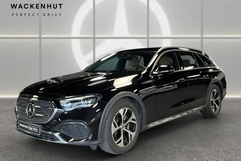 Mercedes-Benz E 220 (Clasa E) din 2025 cu 30.077 km - oferta MER196948 - foto 1