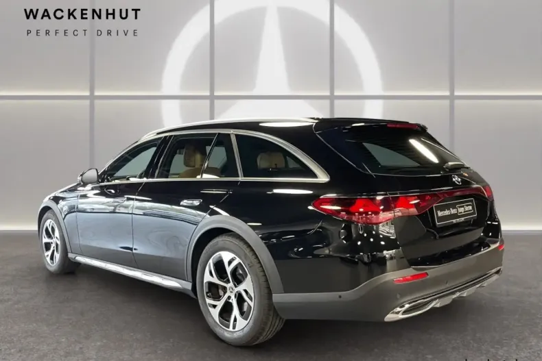 Mercedes-Benz E 220 (Clasa E) din 2025 cu 30.077 km - oferta MER196948 - foto 3