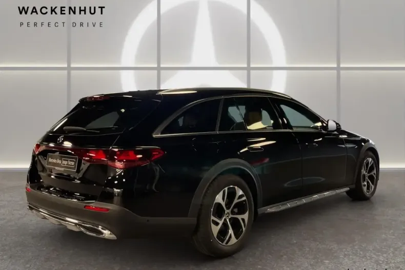 Mercedes-Benz E 220 (Clasa E) din 2025 cu 30.077 km - oferta MER196948 - foto 4