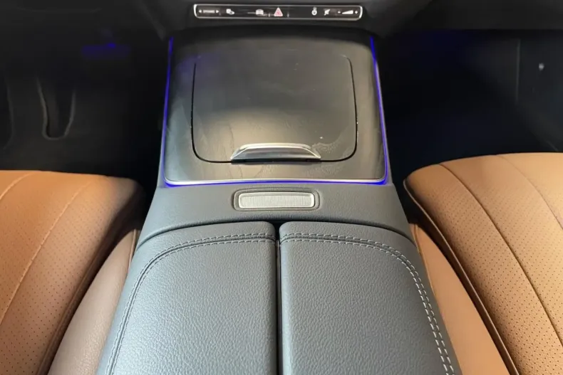 Mercedes-Benz E 220 (Clasa E) din 2025 cu 30.077 km - oferta MER196948 - foto 9